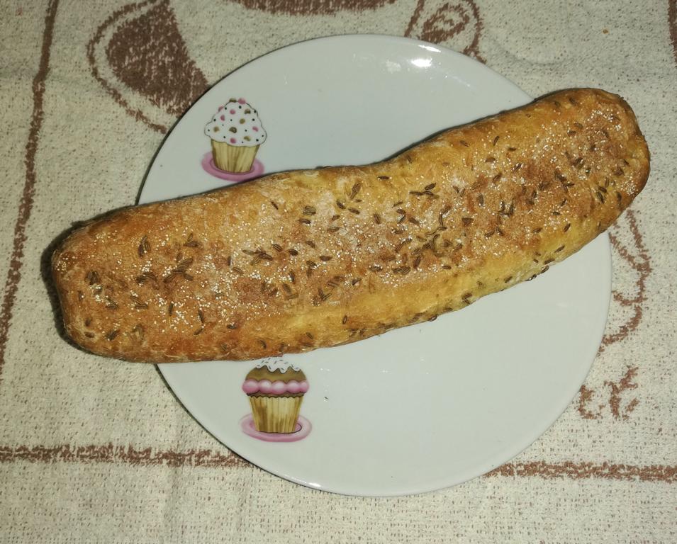Brot, bread, パン, German bread, ドイツのパン, deutsche Brötchen, ドイツの丸い小型パン, ロールパン, Kümmelstange, クミンスティック, kummelweck, caraway bread, クミンパン